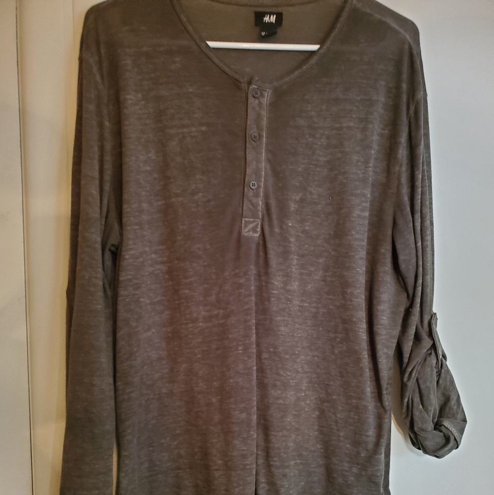 H&M men's top